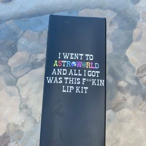 Kylie Cosmetics Makeup - Kylie Jenner Astroworld Lip Kit (LIMITED EDITION) Kylie Cosmetics Makeup - Kylie Jenner Astroworld Lip Kit (LIMITED EDITION)